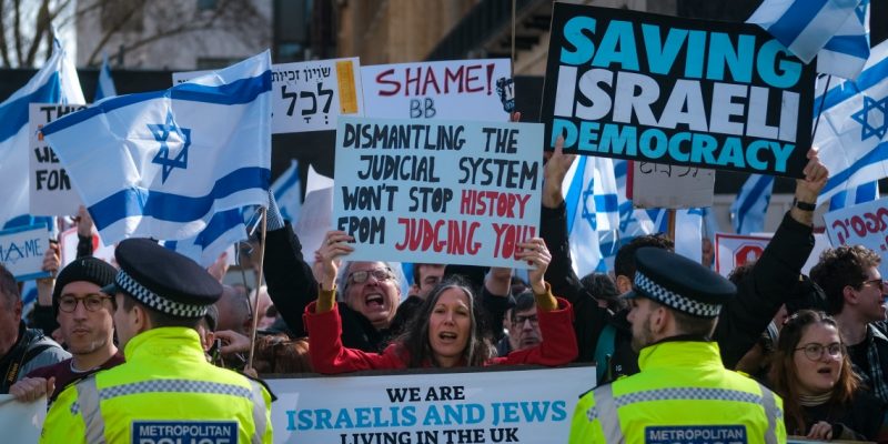 Full Text: What Are Israel's Protests All About? - Vimarsana News