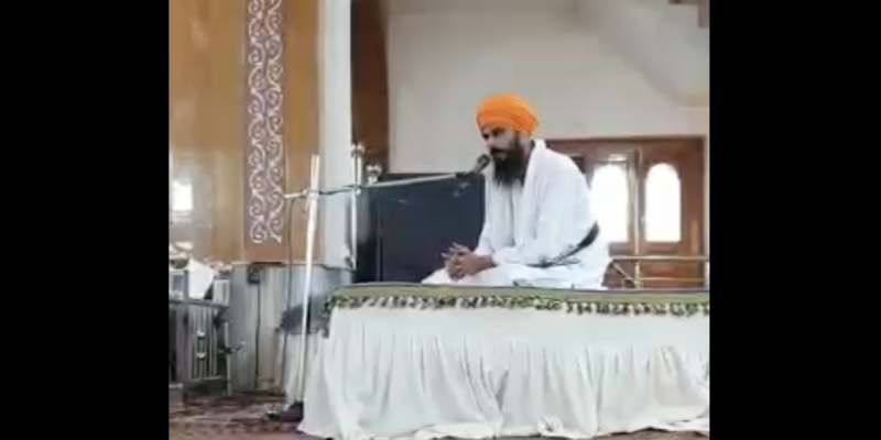 Amritpal Surrenders Himself to Punjab Police, to Be Shifted to Assam Soon - Vimarsana News
